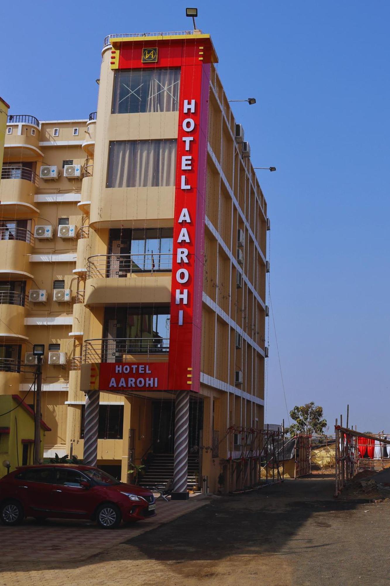 Hotel Aarohi Tarapith Esterno foto